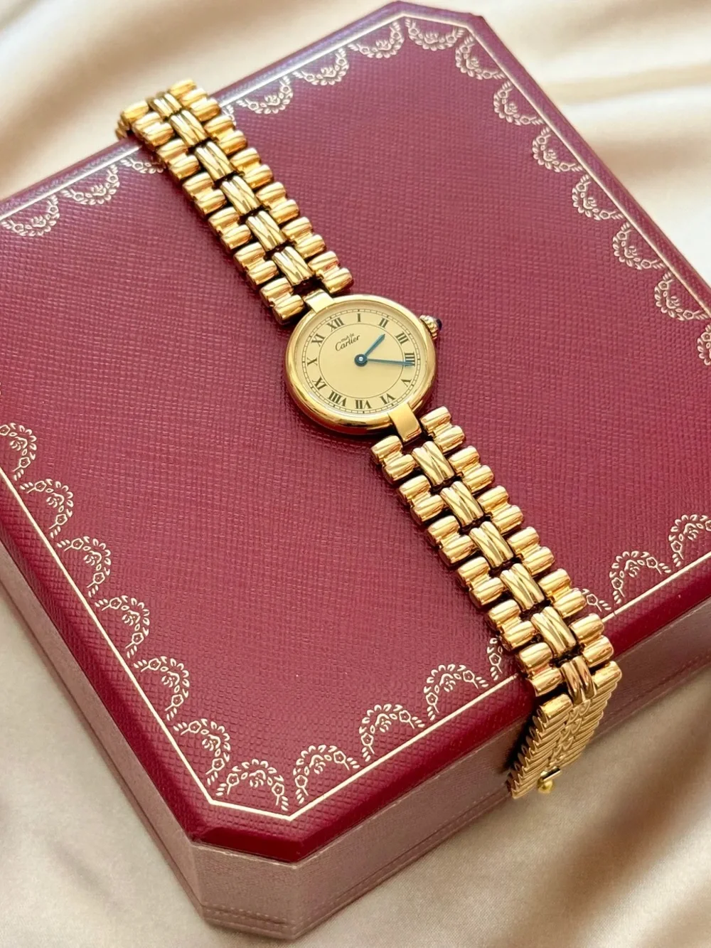 Cartier | Accessories | Authentic Vintage Cartier Gold Watch  display picture 3